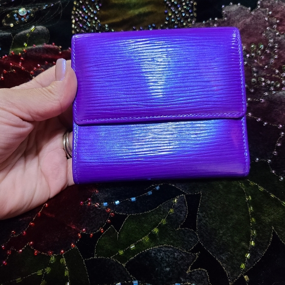 Louis Vuitton EPI Chrome Wallet - Picture 6 of 15